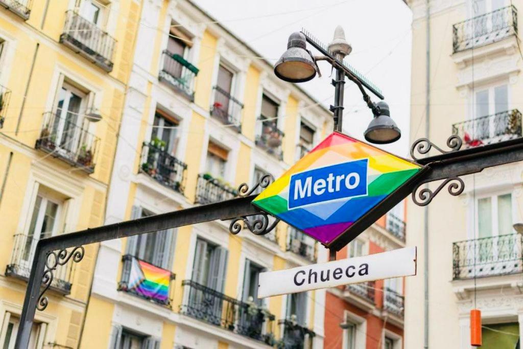 Elegante Loft En Chueca Apartment Madrid Bagian luar foto